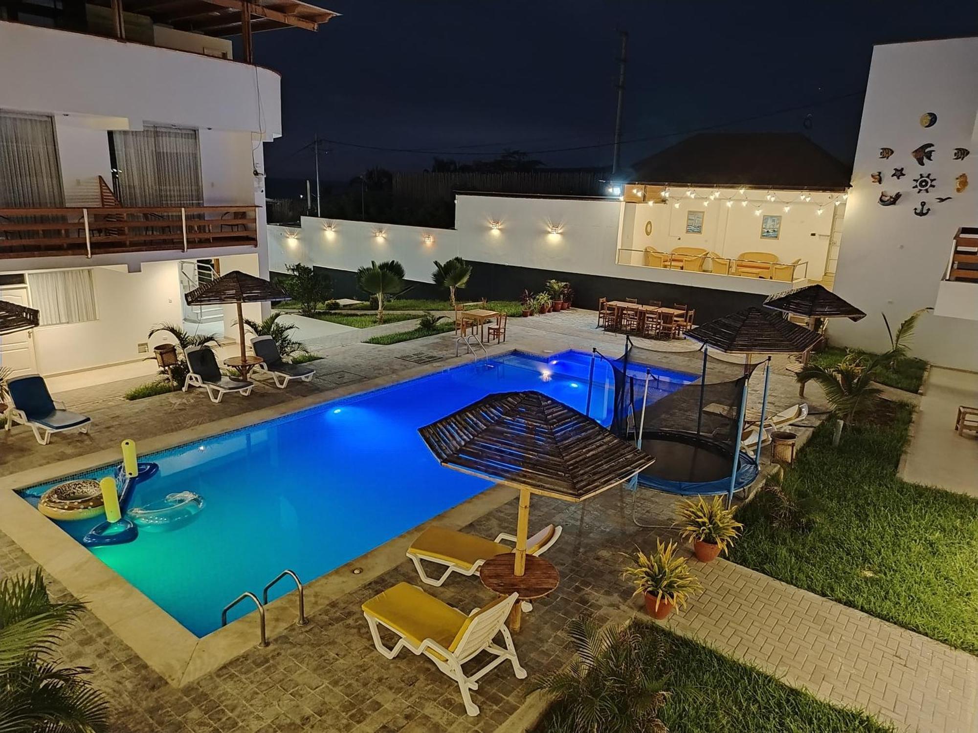 Prim Hotel Vichayito Exterior photo